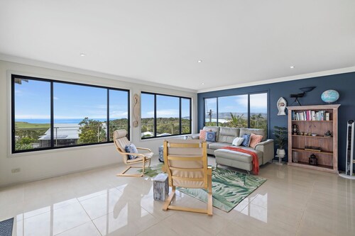 Lighthouse at Emerald Beach – Relax, Reconnect, and Recharge