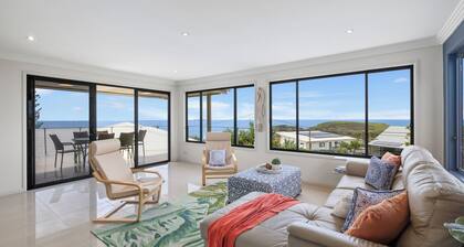 Lighthouse at Emerald Beach – Relax, Reconnect, and Recharge