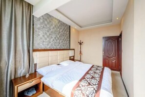 Room - Huaqiangu Hotel (Yunyang County)