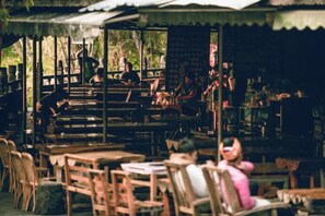 Restaurant - Rulai Yunshui Inn (Tengchong)
