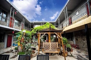 Garden - Lianchi Inn (Beijing)