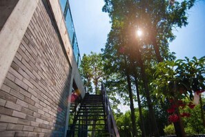 Exterior - Zhujiuju Hostel (Deqing)