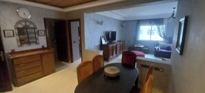 تناول الطعام