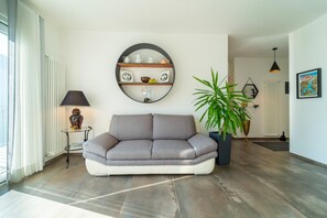 3 bedrooms - Ka Doro With Lake View (Nesso)