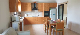Costas 4 Bedroom Apt. - NICOSIA
