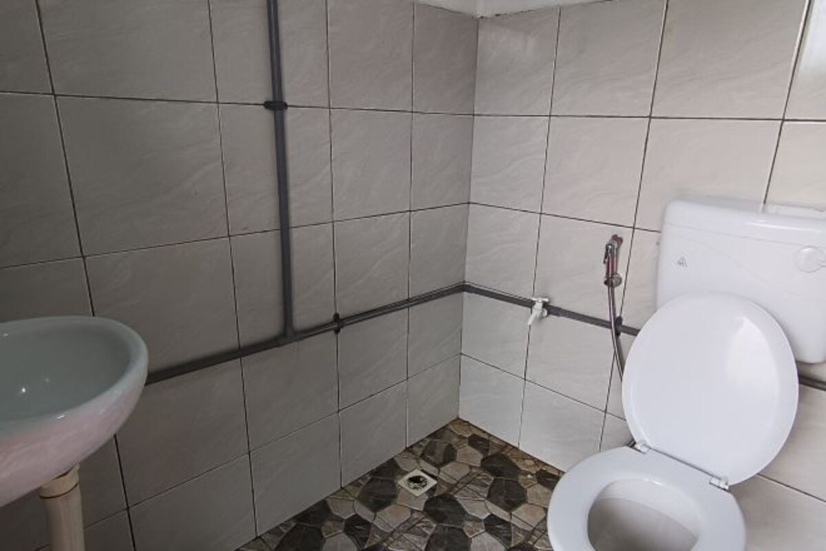 Private Room with Attached Bathroom