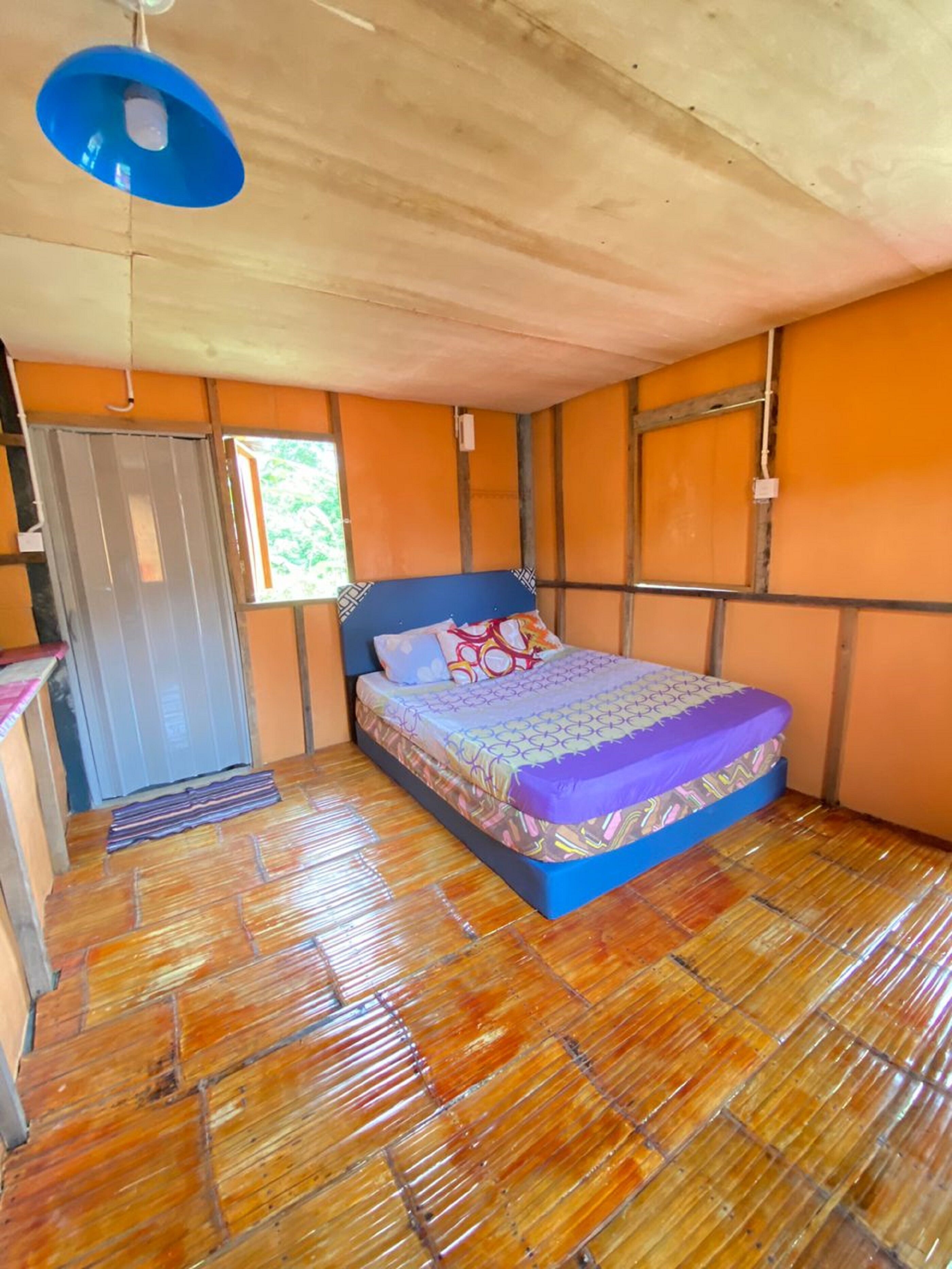 Family Room, Private Bathroom | Cadar katil 