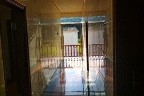 Interior - Langshan Patriotic Farm (Xinning)