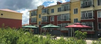 Tahe Eighteen Post Residence