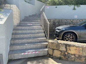 واجهة المنشأة