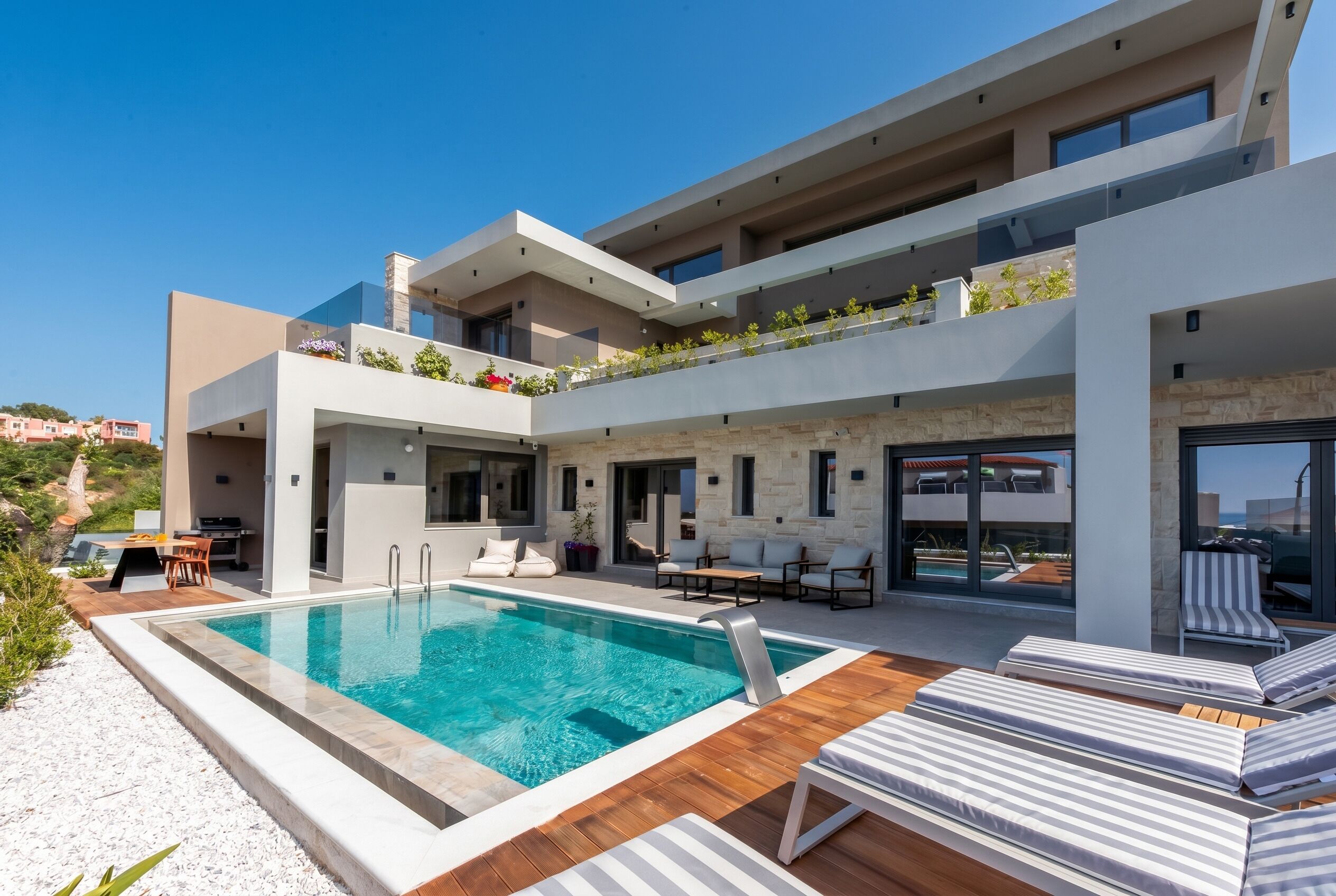 Superior Villa, 3 Bedrooms, Private Pool | Hypo-allergenic bedding, in-room safe, individually decorated