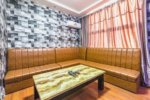 Unclassified image, 4 of 115, button - Jingya Bieyuan Hotel (Liyang)
