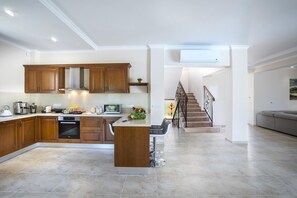 Property amenity - Stunning 4 Bedroom Villa With Private Pool, Paphos Villa 1445 (Argaka)