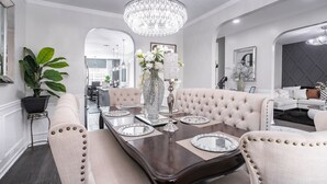 Dining - 5 Star Chateau With Majestic Views, Georgia Chateau 1000 (Atlanta)