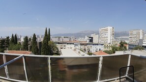 Apartment | Property grounds - Inviting Apartment 14 Sleeps 3 Guests (Split)