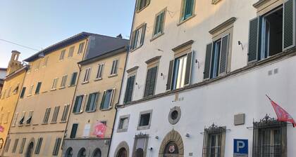 Two bedrooms, two bathrooms, Jacuzzi, parking lot