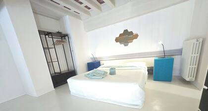 Elegant apartment with Parking, A/C, Wi-Fi, in the old town