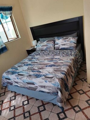 Luxury Apartment | Free WiFi, bed sheets - Sandcastles Accommodation  (Sesfontein)