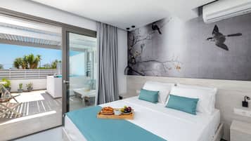 Apartemen, hot tub | 1 kamar tidur, seprai premium, brankas, dan didekorasi berbeda-beda