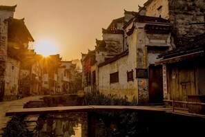 Exterior - Alley Time Inn (Wuyuan)