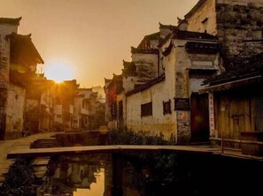 المنشأة من الخارج