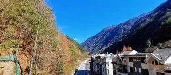 Dexiju Hotel Shennongjia