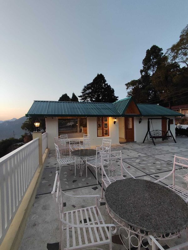 Exterior - Hotel Spring Wood (Dehradun)