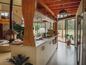 House | Private kitchen - Peaceful Eco-stay in Osmington - the Meeting House (Osmington)