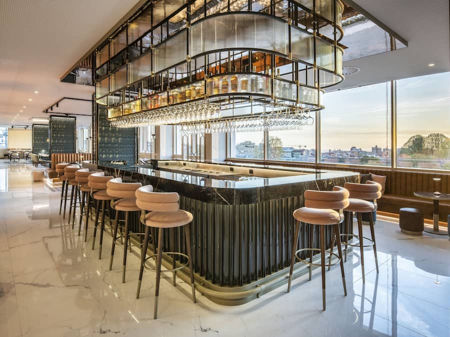 2 bares, bar en la azotea