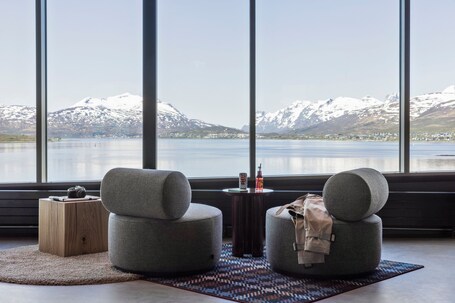 Moxy Tromso – Affordable hotel in Tromsø