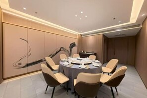 Restaurant - Tianyi Mingdu Mansion (Longyao County)