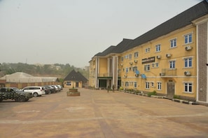 Exterior - Dorakings Hotel (Aba)