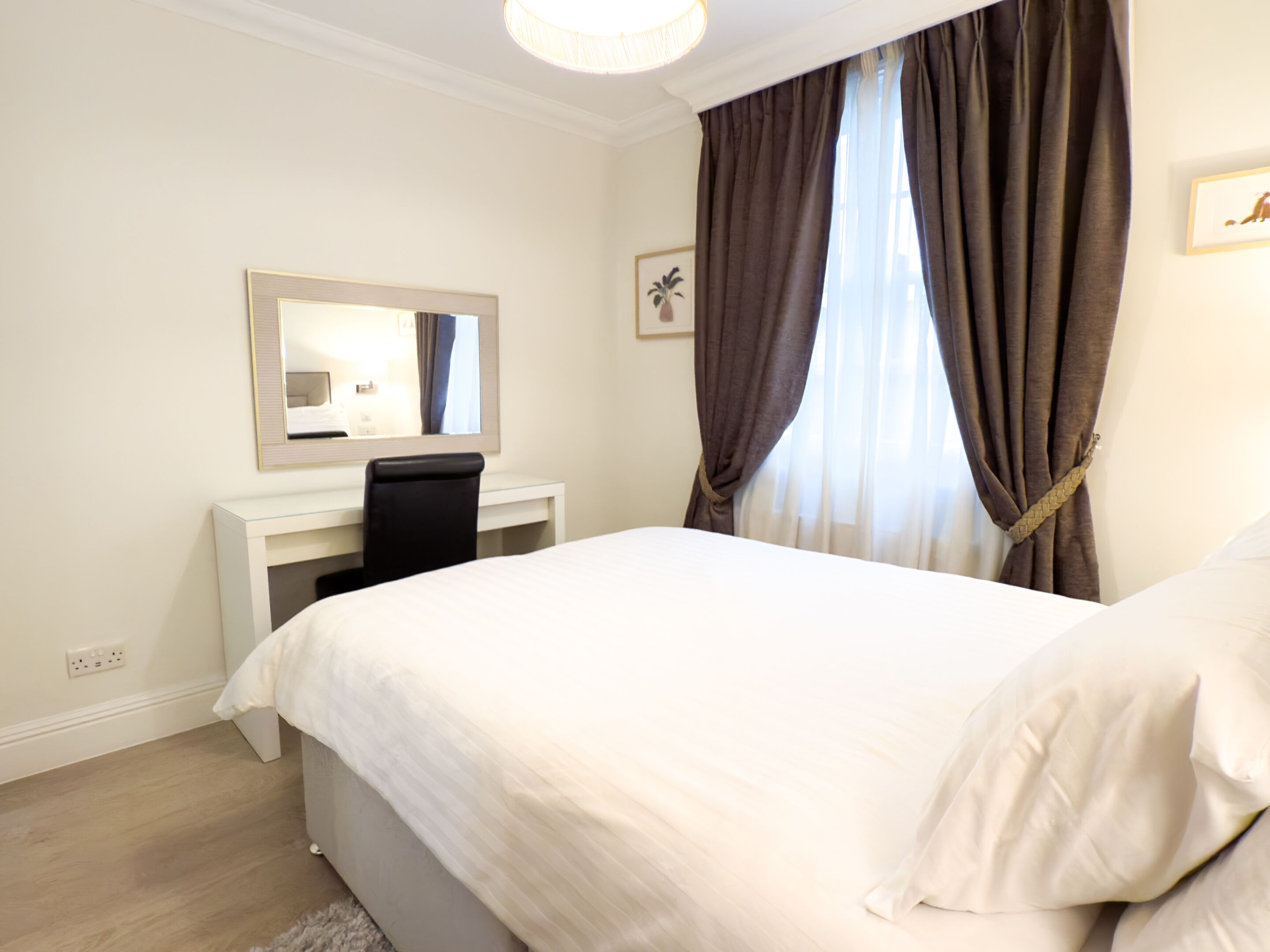 1 bedroom, iron/ironing board, WiFi (free), bed sheets