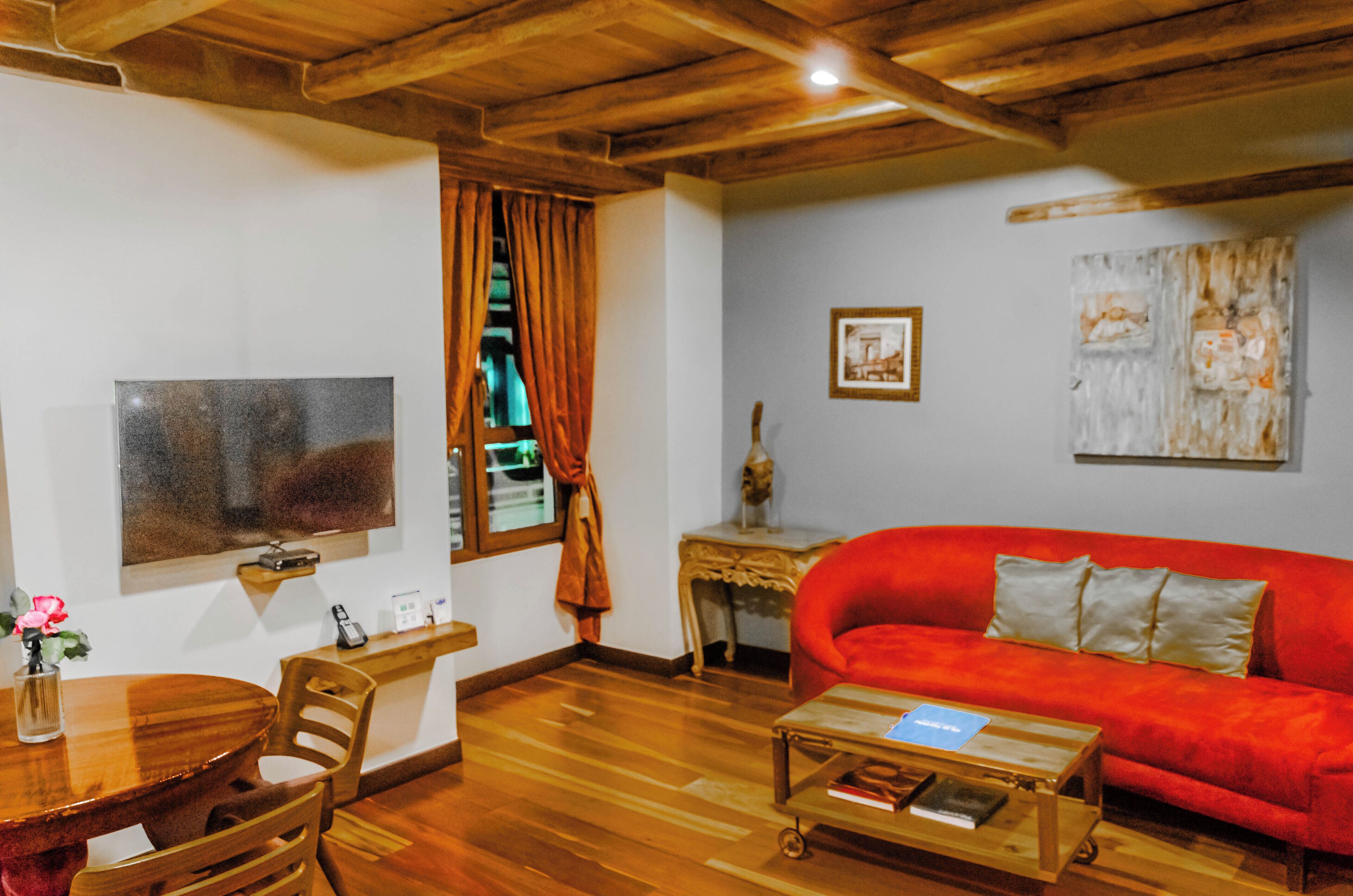 TV connectée, cheminée, imprimantes