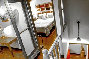 3 soverom, safe på rommet, skrivebord og strykejern/-brett