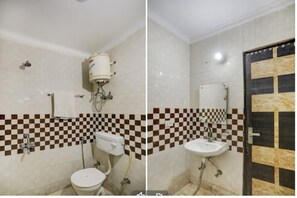 Deluxe Double Room | Bathroom