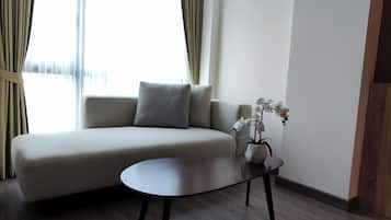 Deluxe Double Room | 1 bedroom, premium bedding, down duvets, minibar