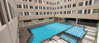 Emerald Apartel by RM
