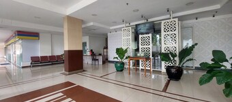 Emerald Apartel by RM