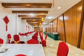 Dining - Lianhuashan International Business Center (Changchun)