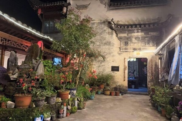 Garden - Bishan Zhoujiayuan Farmhouse (Yi County)
