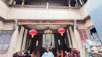 Ngoại thất