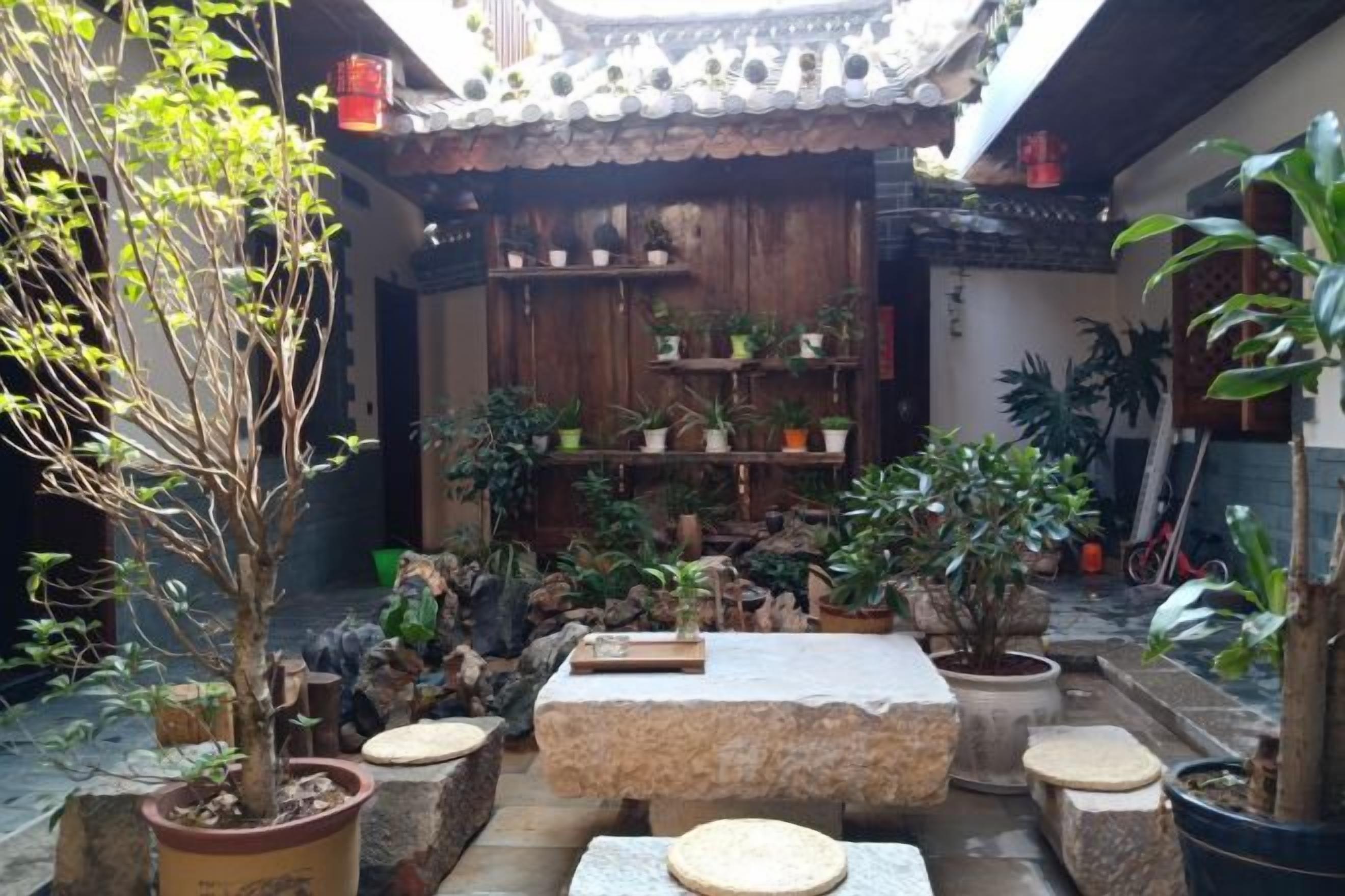 Tempat makan luar