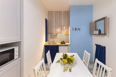 Located in the heart of Sorrento and surrounded by nature.