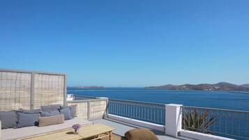 Suite panoràmica, vistes al mar | Balcó