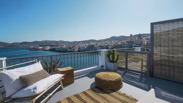 Suite panoràmica, vistes al mar | Balcó