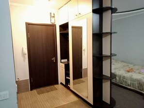 1 bedroom, internet - Квартира в центре города где тихо и спокойно (Алматы)