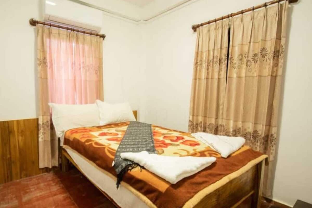 Deluxe Double Room Single Use | Wi-fi percuma 