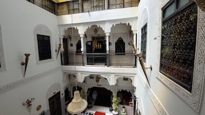 Superior Double Room | Premium bedding, in-room safe, individually decorated - Riad La Porte d'Or & Spa (Marrakech)