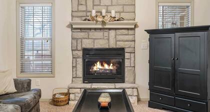 Silver Dollar Hideaway in Stonebridge Community